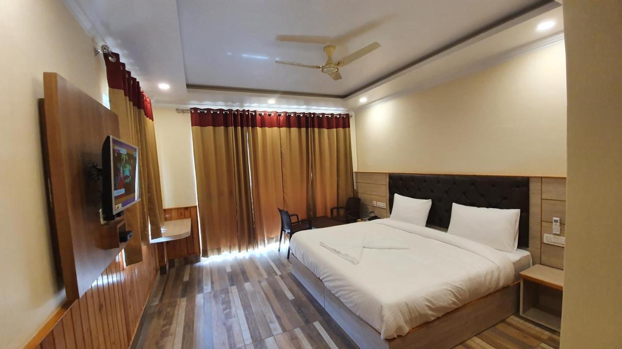 Nomadic Inn Dharamsala Zewnętrze zdjęcie