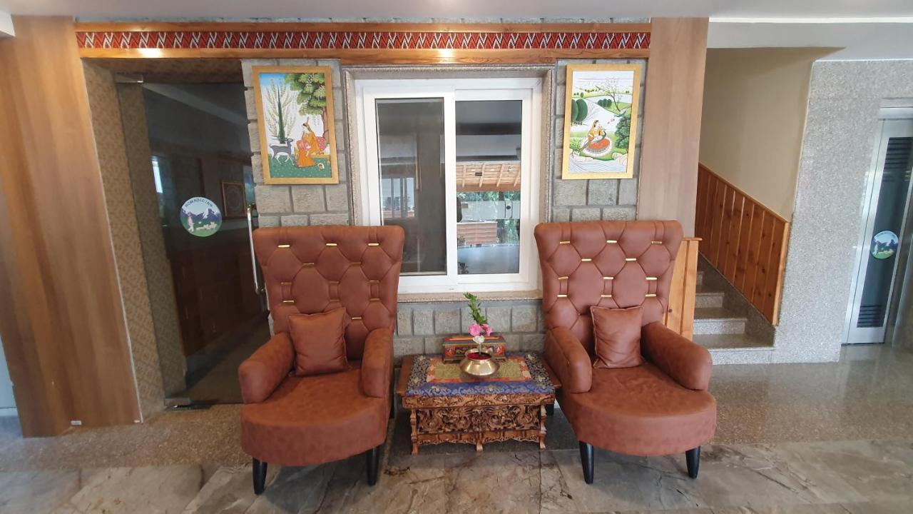Nomadic Inn Dharamsala Zewnętrze zdjęcie