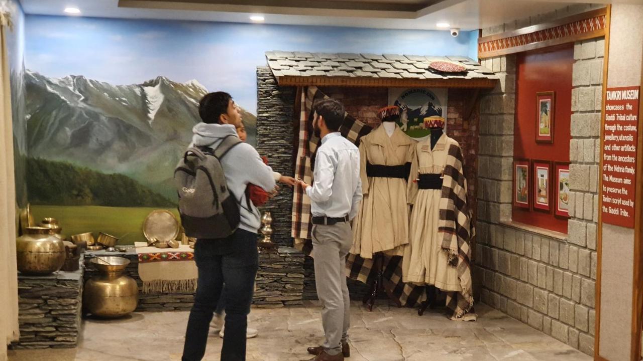 Nomadic Inn Dharamsala Zewnętrze zdjęcie