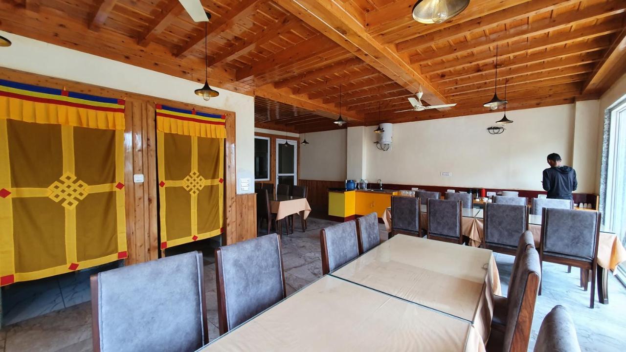 Nomadic Inn Dharamsala Zewnętrze zdjęcie