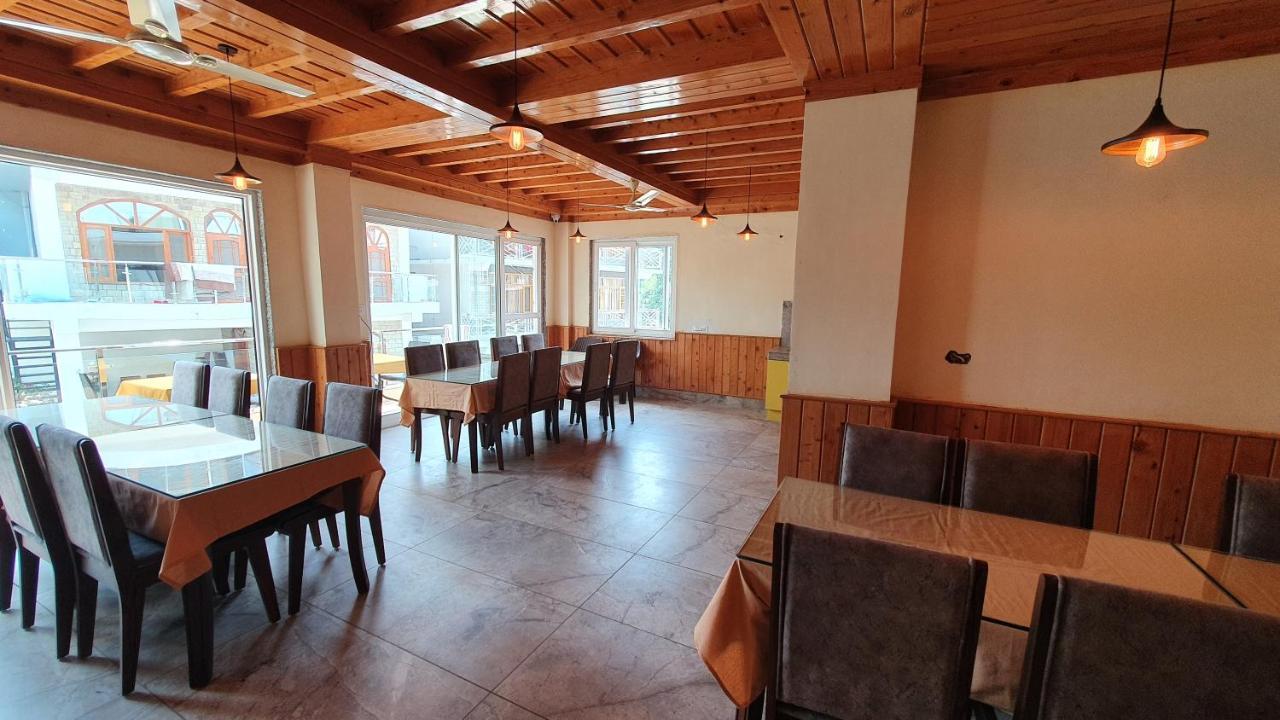 Nomadic Inn Dharamsala Zewnętrze zdjęcie
